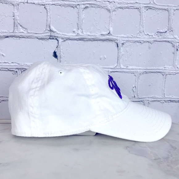 Nike Just Do It Purple Embroidered Logo Kids White Fitted Hat Size 4-6x - Picture 3 of 9